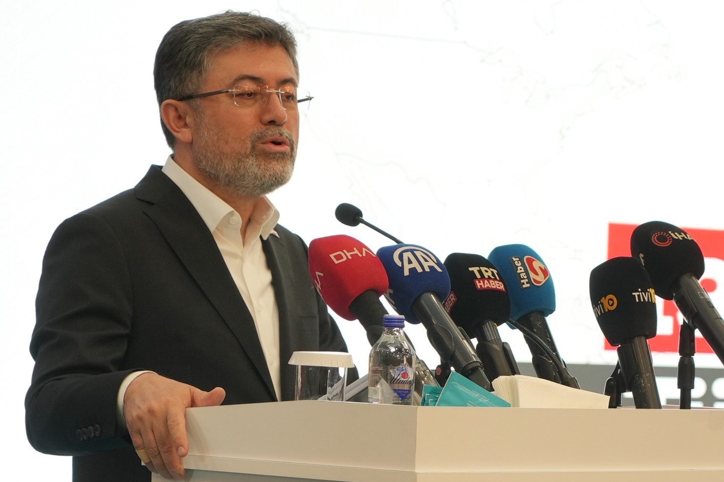 Bakan Yumaklı: "T&uuml;rkiye orman yangınları ile m&uuml;cadele konusunda d&uuml;nyanın en iyi &uuml;lkelerinden bir tanesidir"
