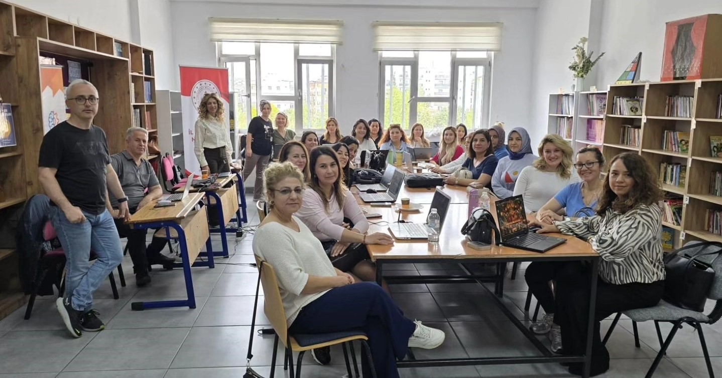 Aydın&rsquo;da &ouml;ğretmenlere yapay zeka destekli eğitim at&ouml;lyesi
