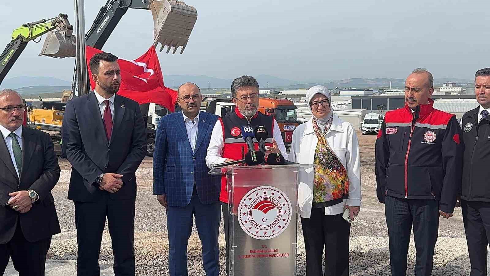 Tarım ve Orman Bakanı Yumaklı&rsquo;dan G&ouml;nen Sera OSB&rsquo;ye ziyaret
