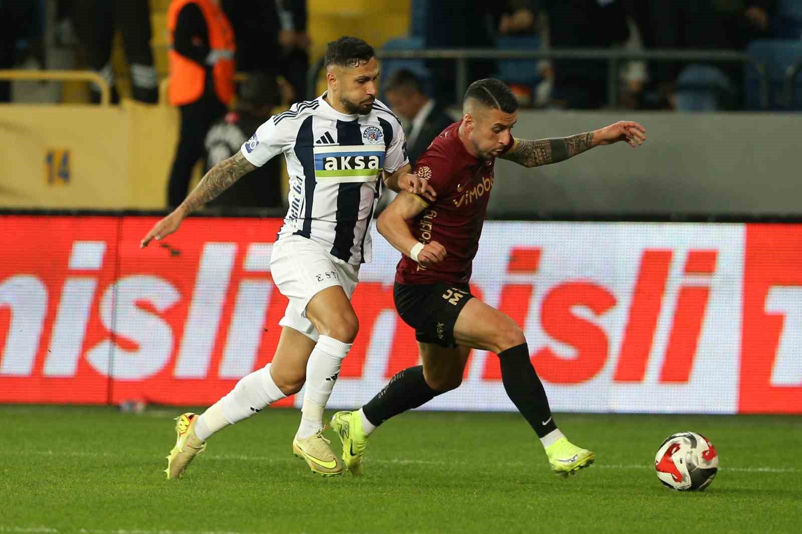 Trendyol Süper Lig: Gençlerbirliği: 2 - Kasımpaşa: 2 (ilk yarı)