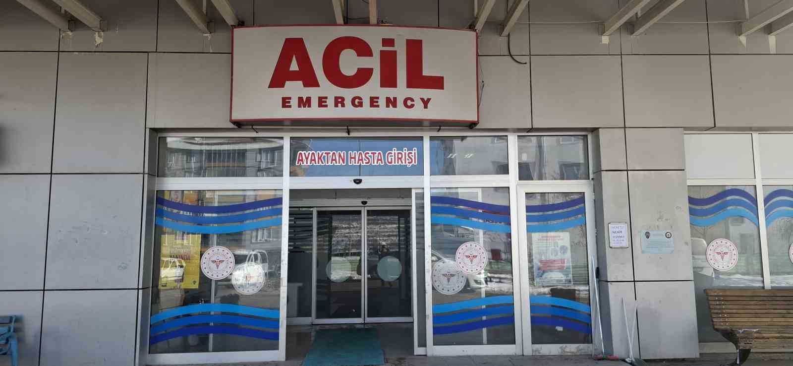 Adıyaman’da çağla yiyen 6 öğrenci hastanelik oldu