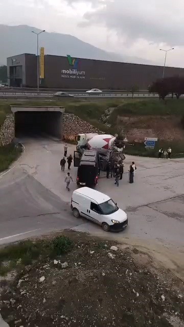 Bursa&rsquo;da feci kaza: 2 yaralı
