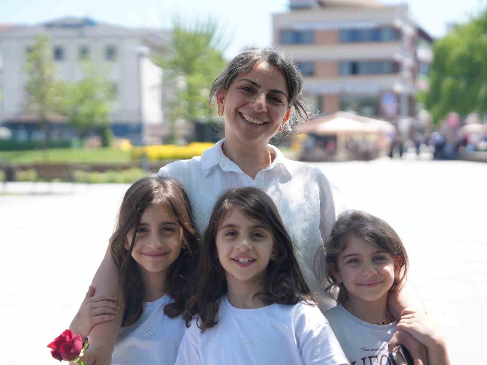 Düzce Belediyesi’nden Anneler Günü’ne özel duygusal video