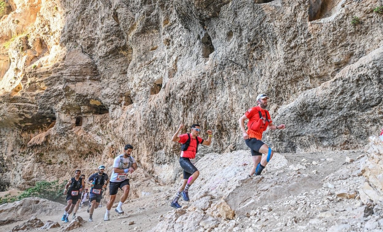 Mersin’de Ultra Maraton heyecanı: Sporcular antik kentler arasında yarıştı