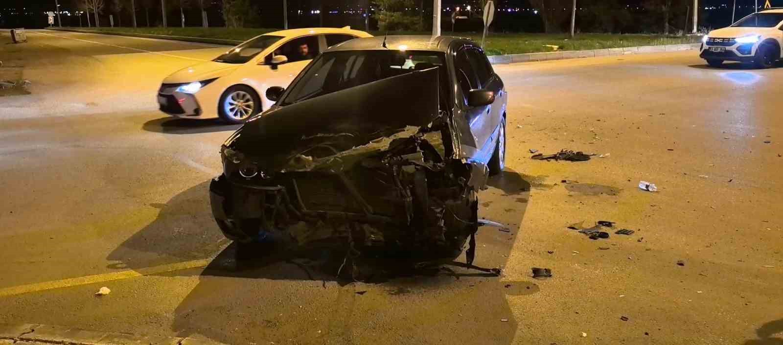 Erzurum&rsquo;da trafik kazası: 2 yaralı
