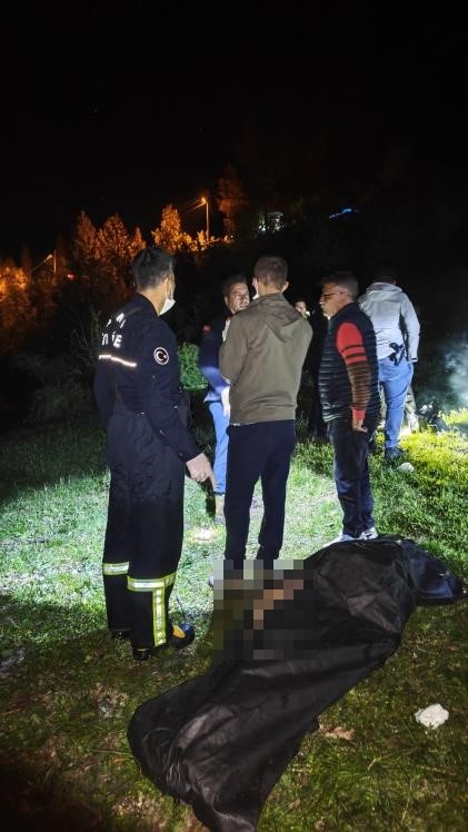 Şelaleye giren zihinsel engelli gen&ccedil; boğularak hayatını kaybetti

