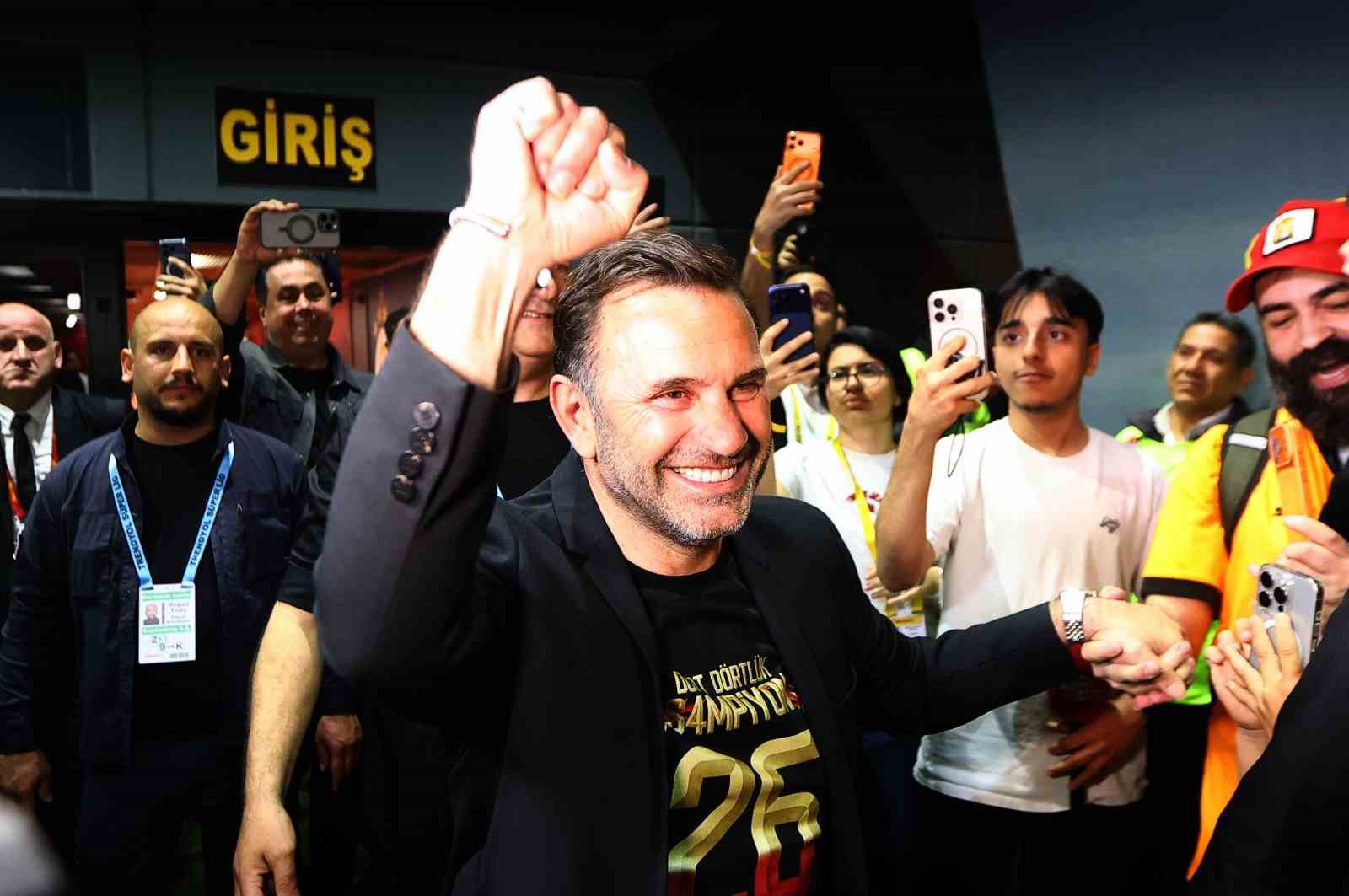 Okan Buruk: "Hedefimiz 5. şampiyonluk, o rekoru kırmak"
