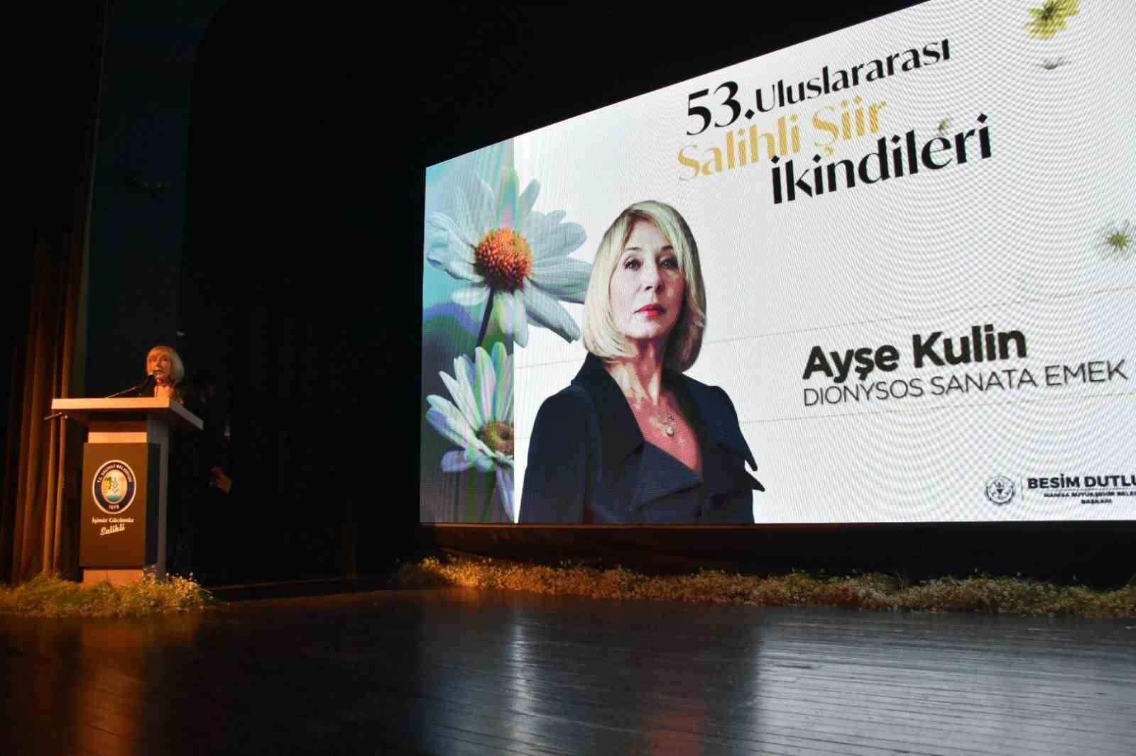 Şiirin kalbi Manisa’da attı