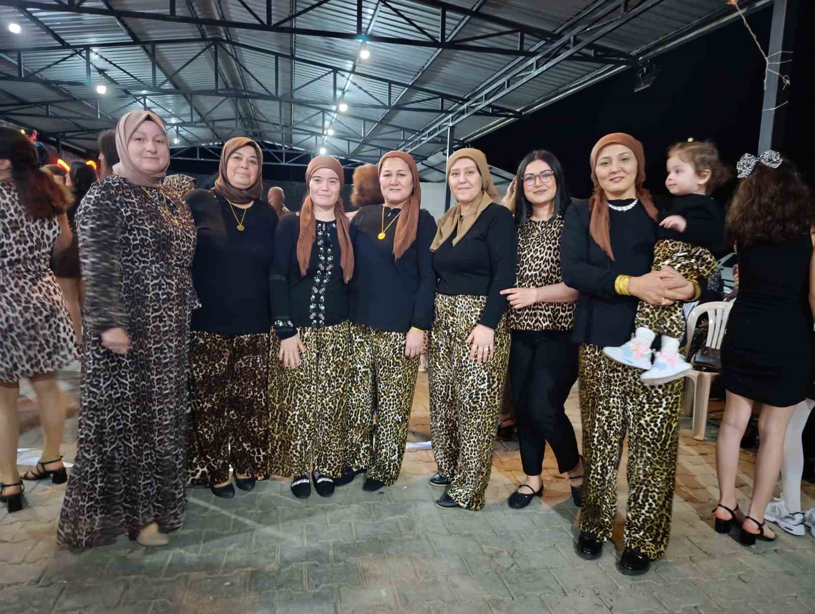 Muhtardan Anneler G&uuml;n&uuml;&rsquo;ne &ouml;zel leopar gecesi
