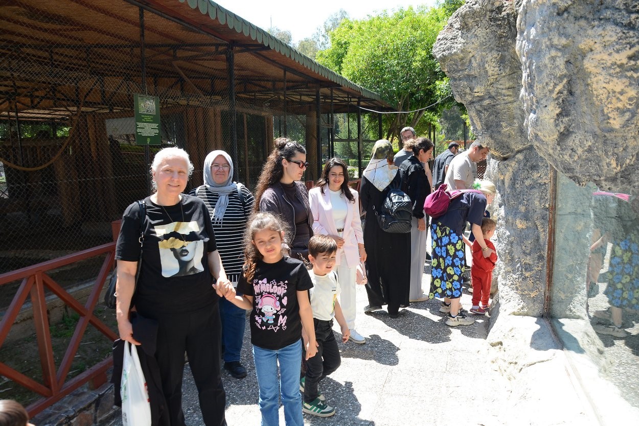 Mersin&rsquo;de şehit annelerine &ouml;zel program
