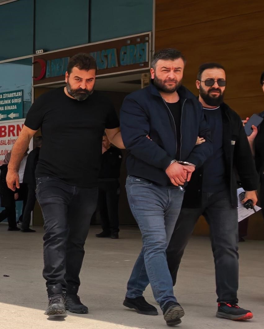 Uyuşturucu taciri kıskıvrak yakalandı
