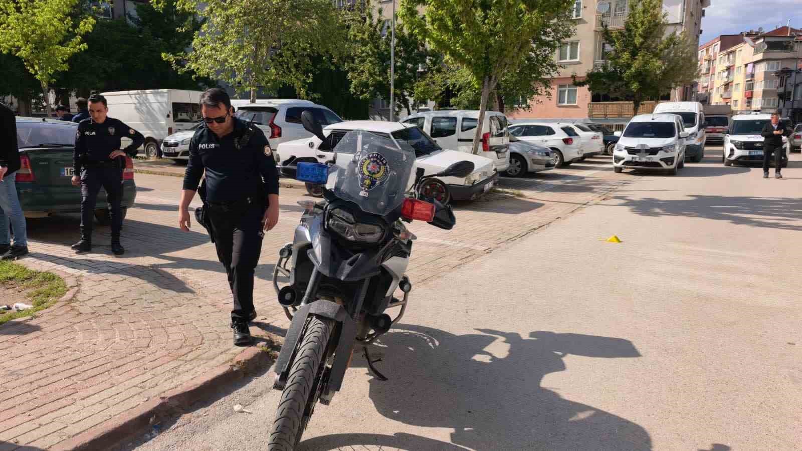 Silahla bir kişiyi yaralamıştı, &ccedil;atıda yakalandı
