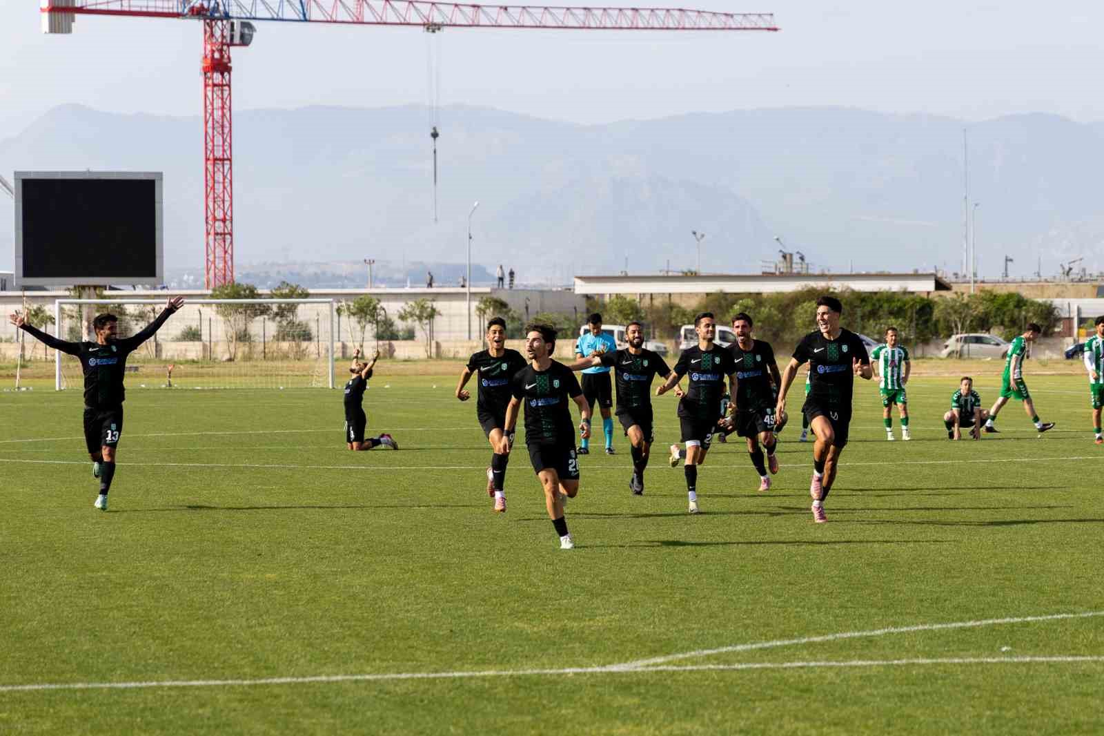 Manavgat Belediyespor Play-Off&rsquo;ta tur atladı
