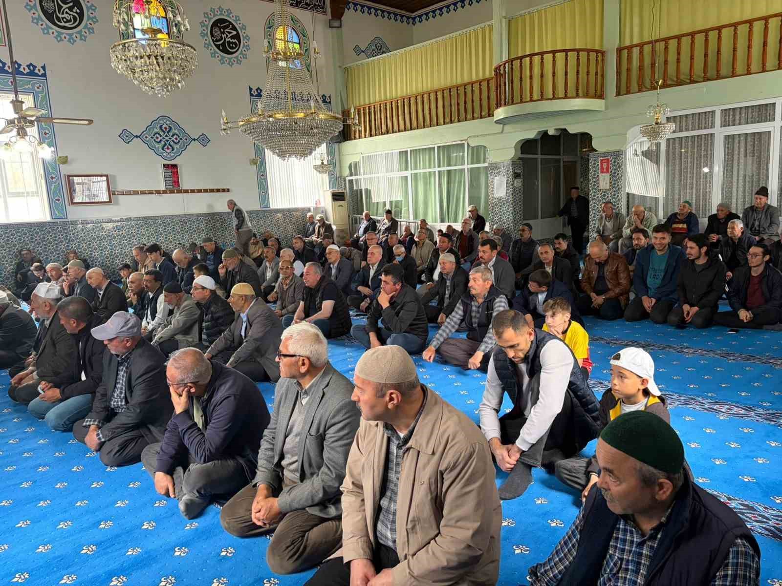 Ankara’da yağmur ve şükür duası yapıldı