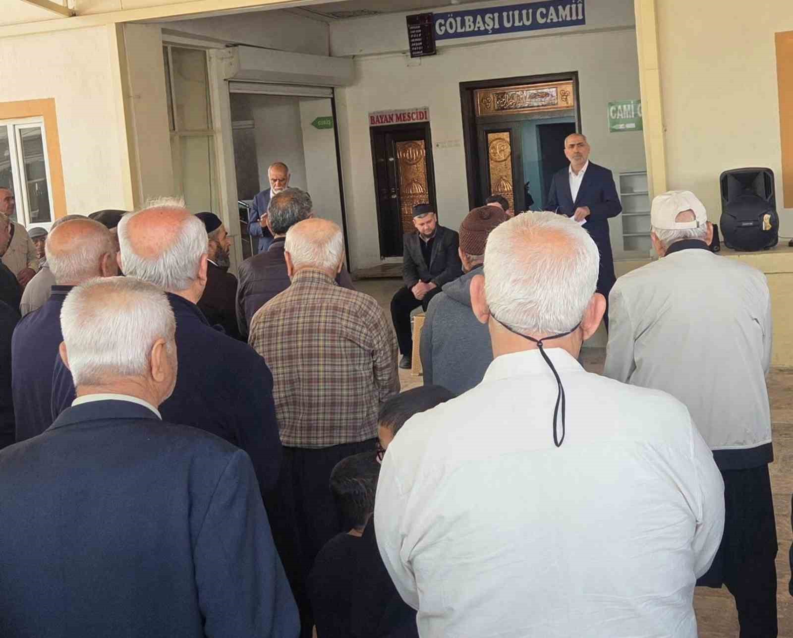 Kutsal topraklara gidecek hacılar dualarla uğurlandı
