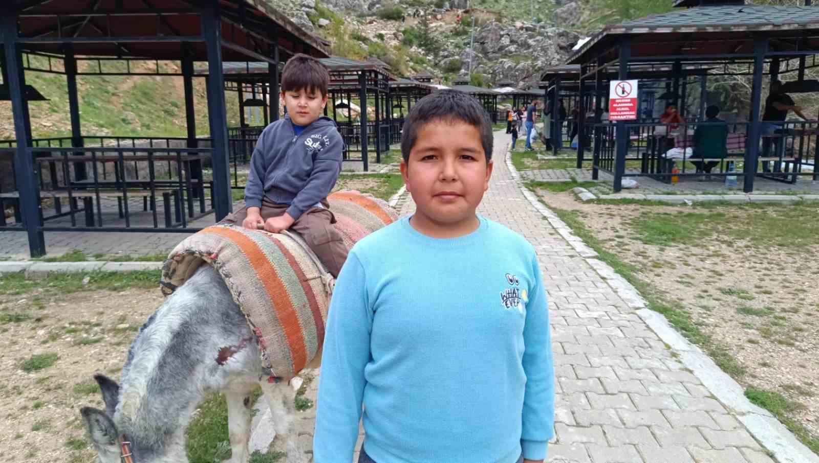 Homurlu’da eşek turları başladı