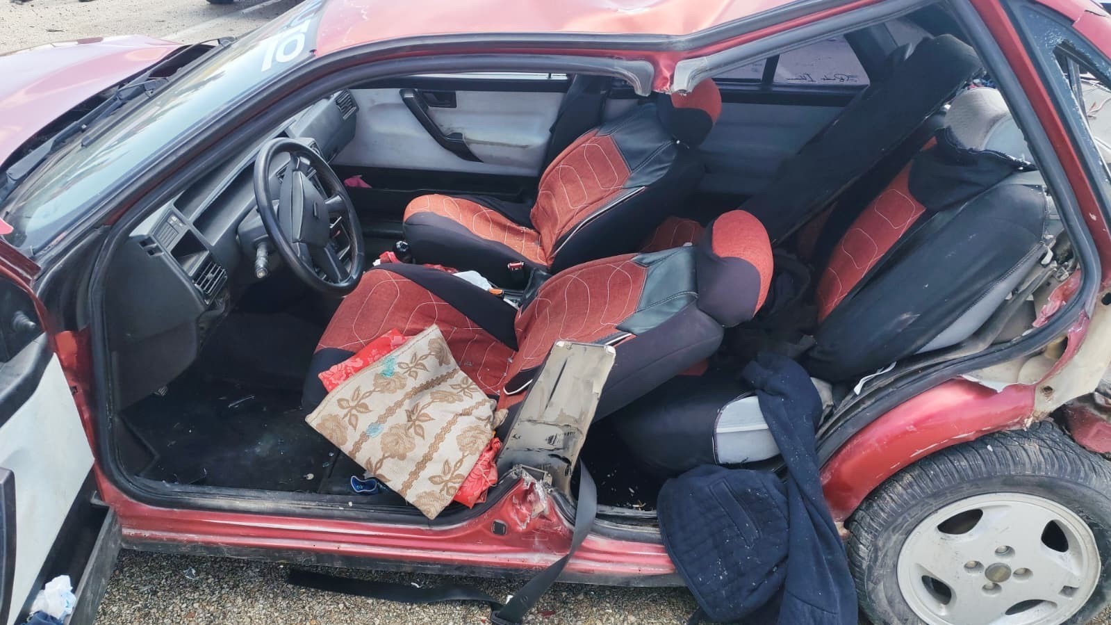 Konya’da 2 otomobil çarpıştı: 5 yaralı