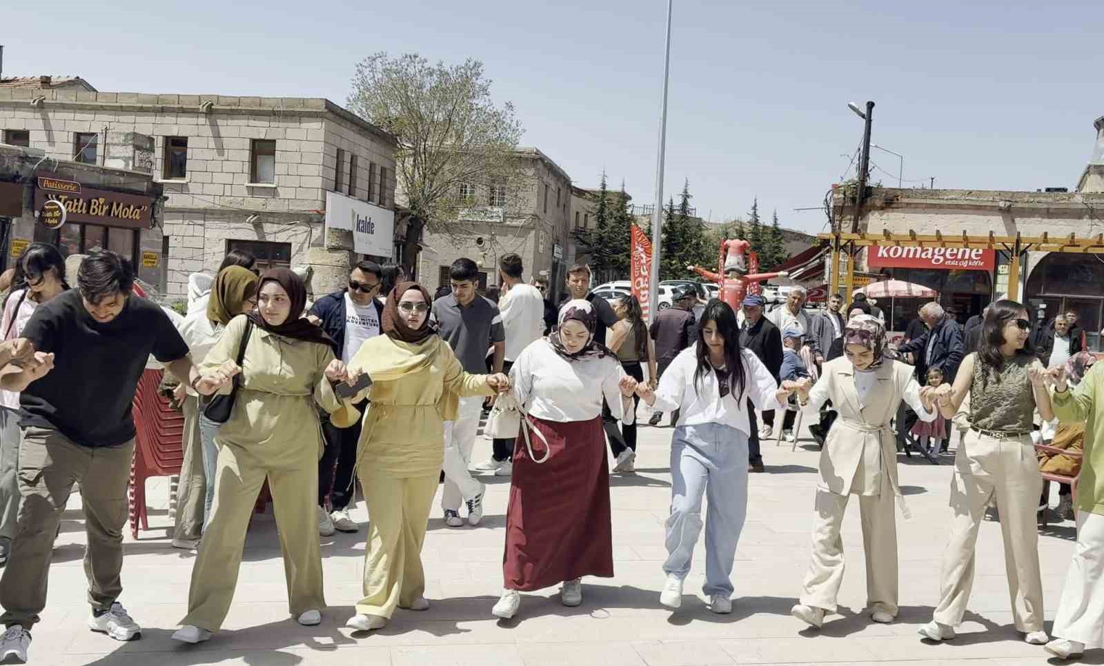 Aksaray’da hıdrellez şenliklerle kutlanıyor