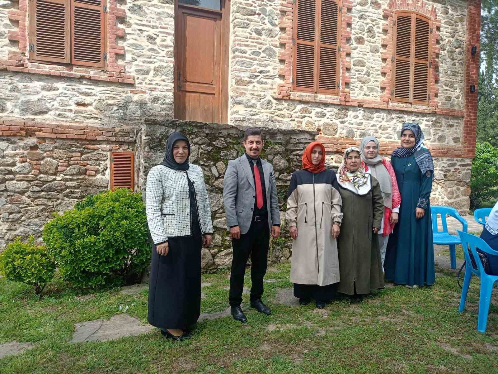 Çine’de Anneler Günü dolayısıyla anlamlı etkinlik düzenlendi