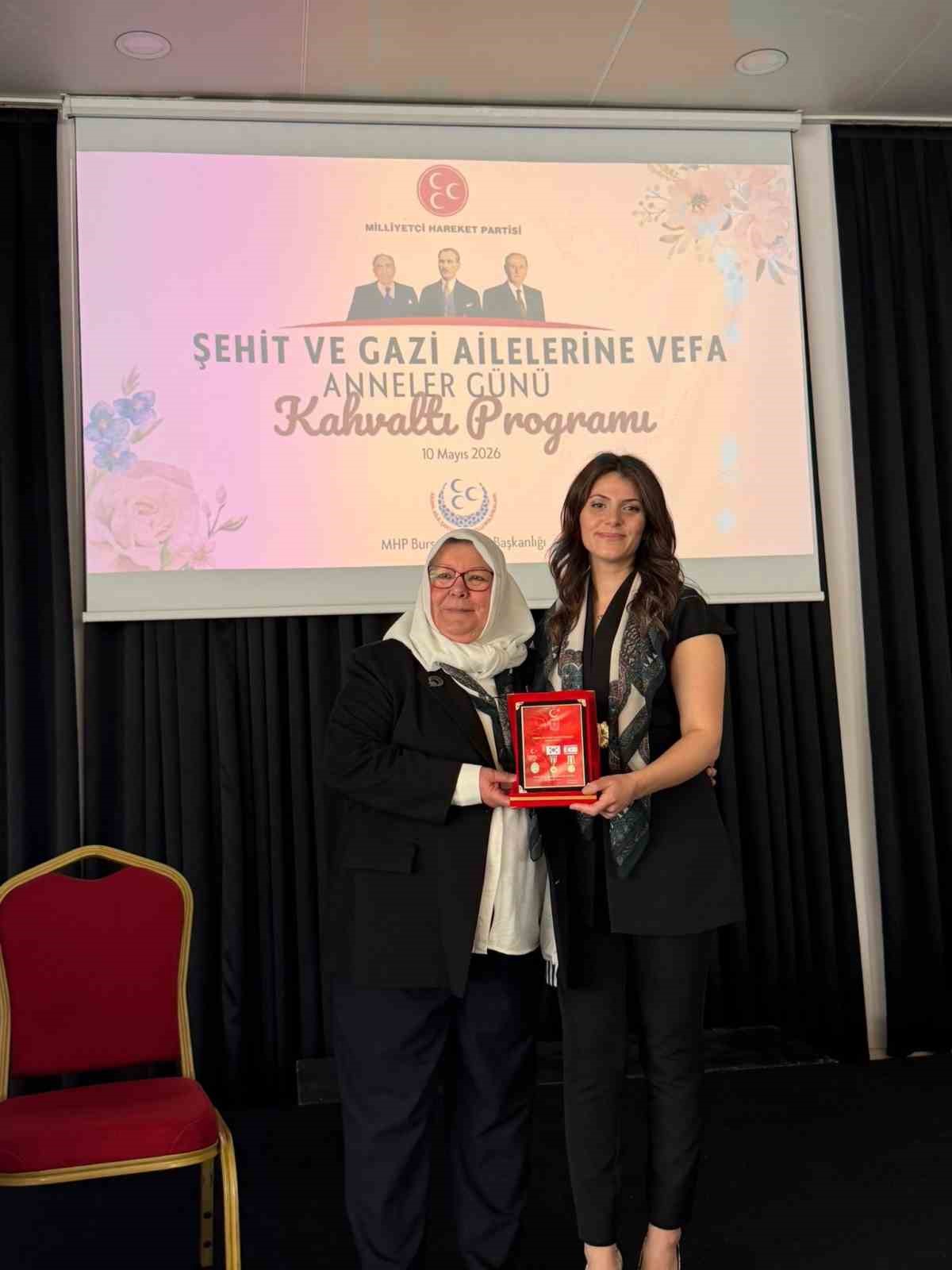 Şehit ve gazi aileleri Anneler G&uuml;n&uuml;&rsquo;nde buluştu

