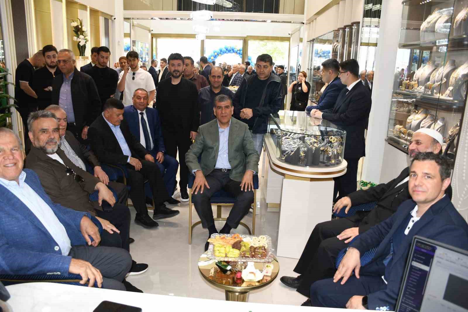 Seyyid Mücevherat 3’üncü şubesini hizmete açtı