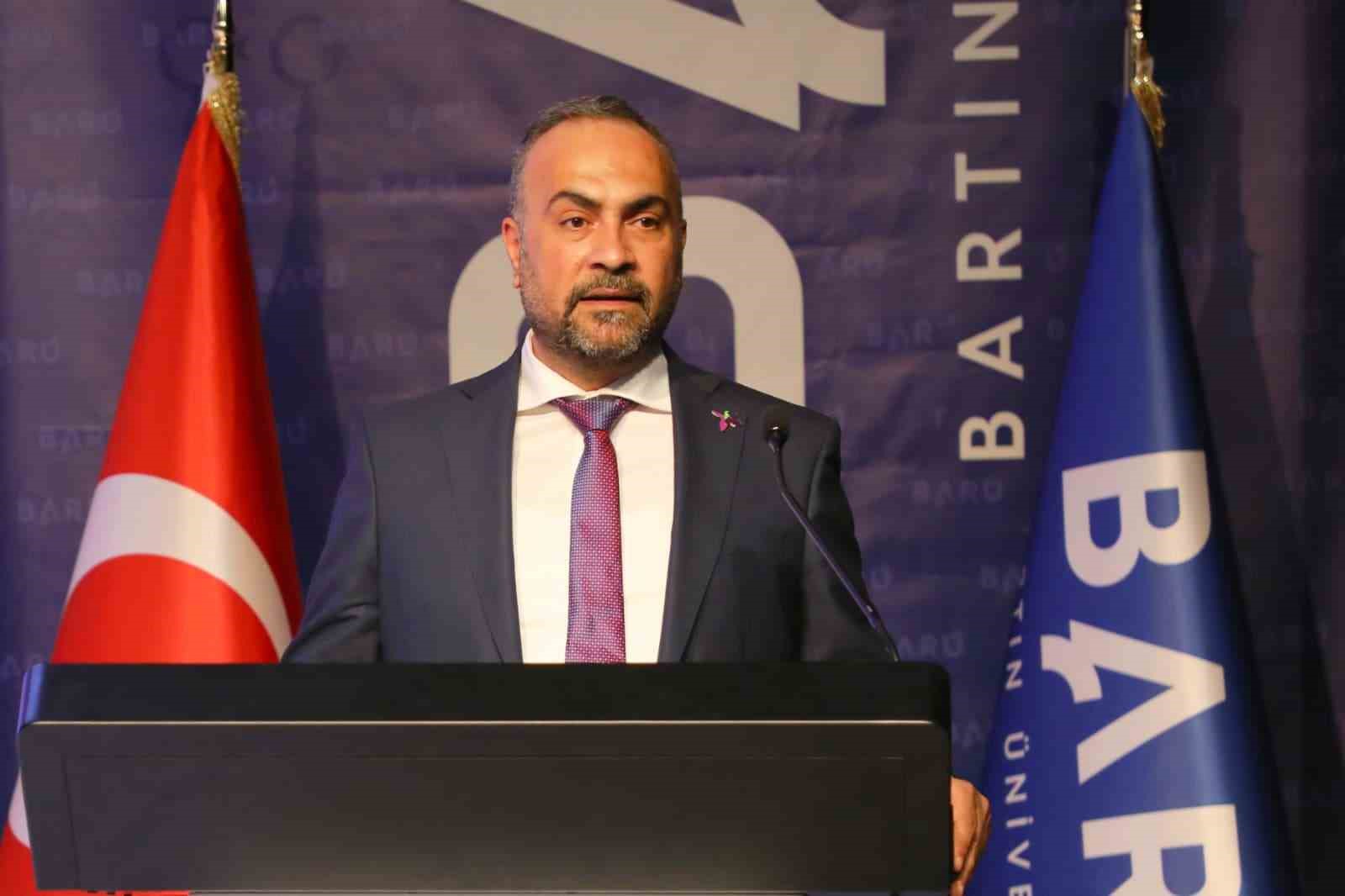 BAR&Uuml; Girişimcilik Zirvesi&rsquo;nde yenilik&ccedil;i fikirler buluştu
