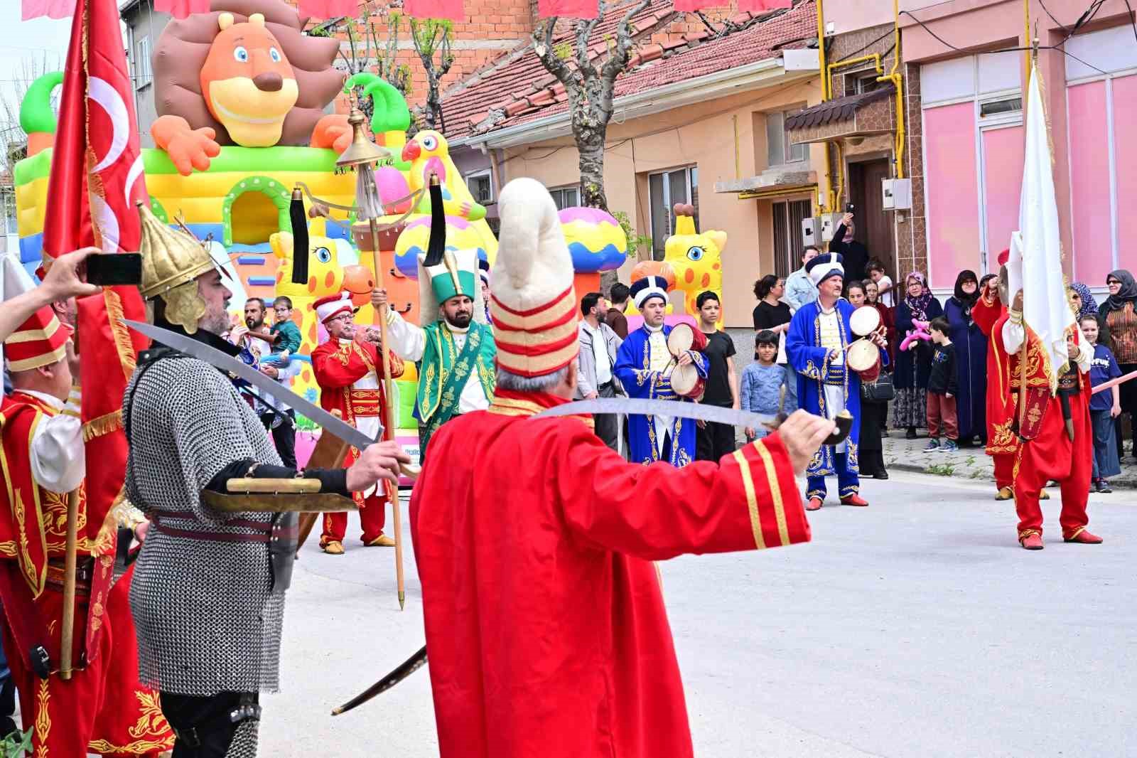 Vali Yılmaz, 10&rsquo;ncusu d&uuml;zenlenen Mevlid-i Şerif programına katıldı
