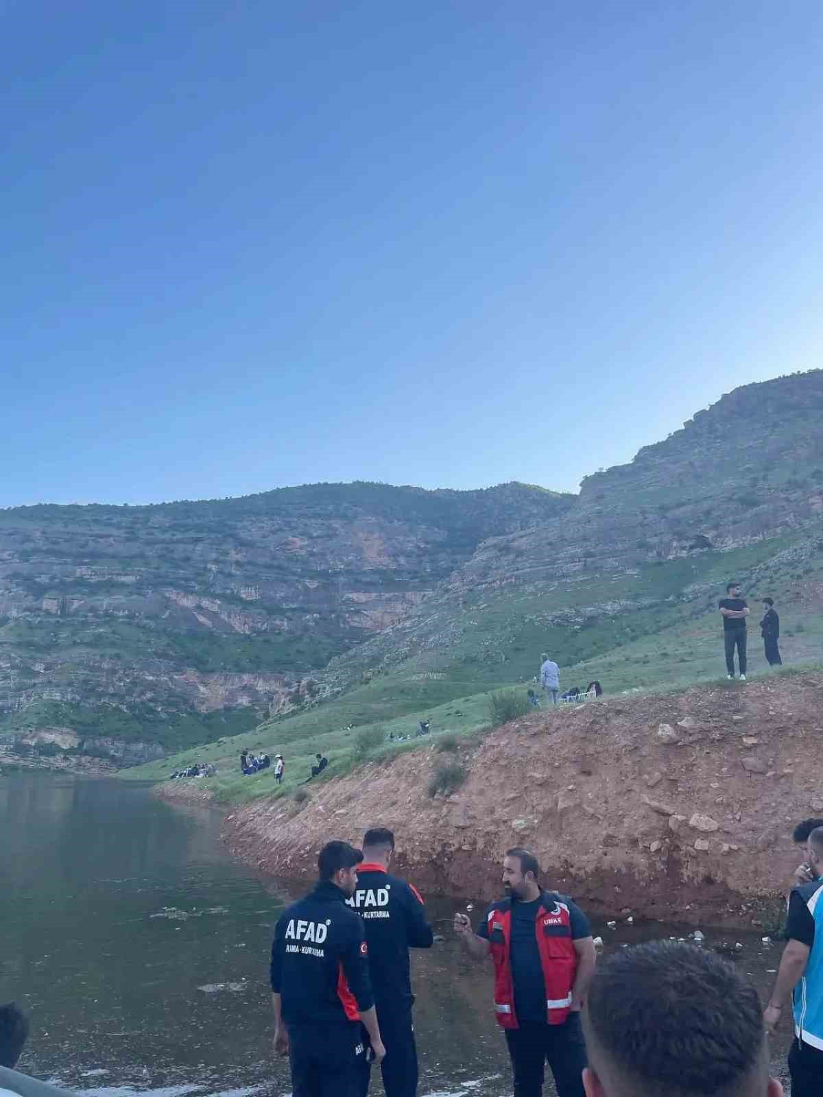 Siirt&rsquo;te kayalıklardan d&uuml;şen şahıs hayatını kaybetti
