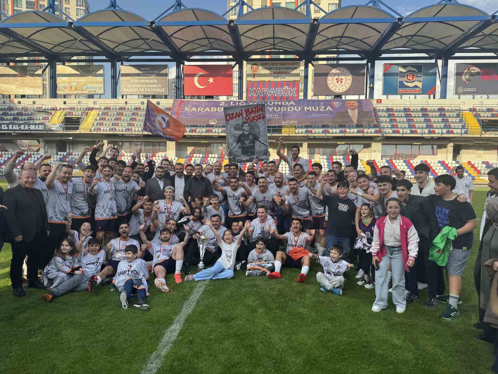 Karabük 1.Amatör Lig’de şampiyon Safranboluspor