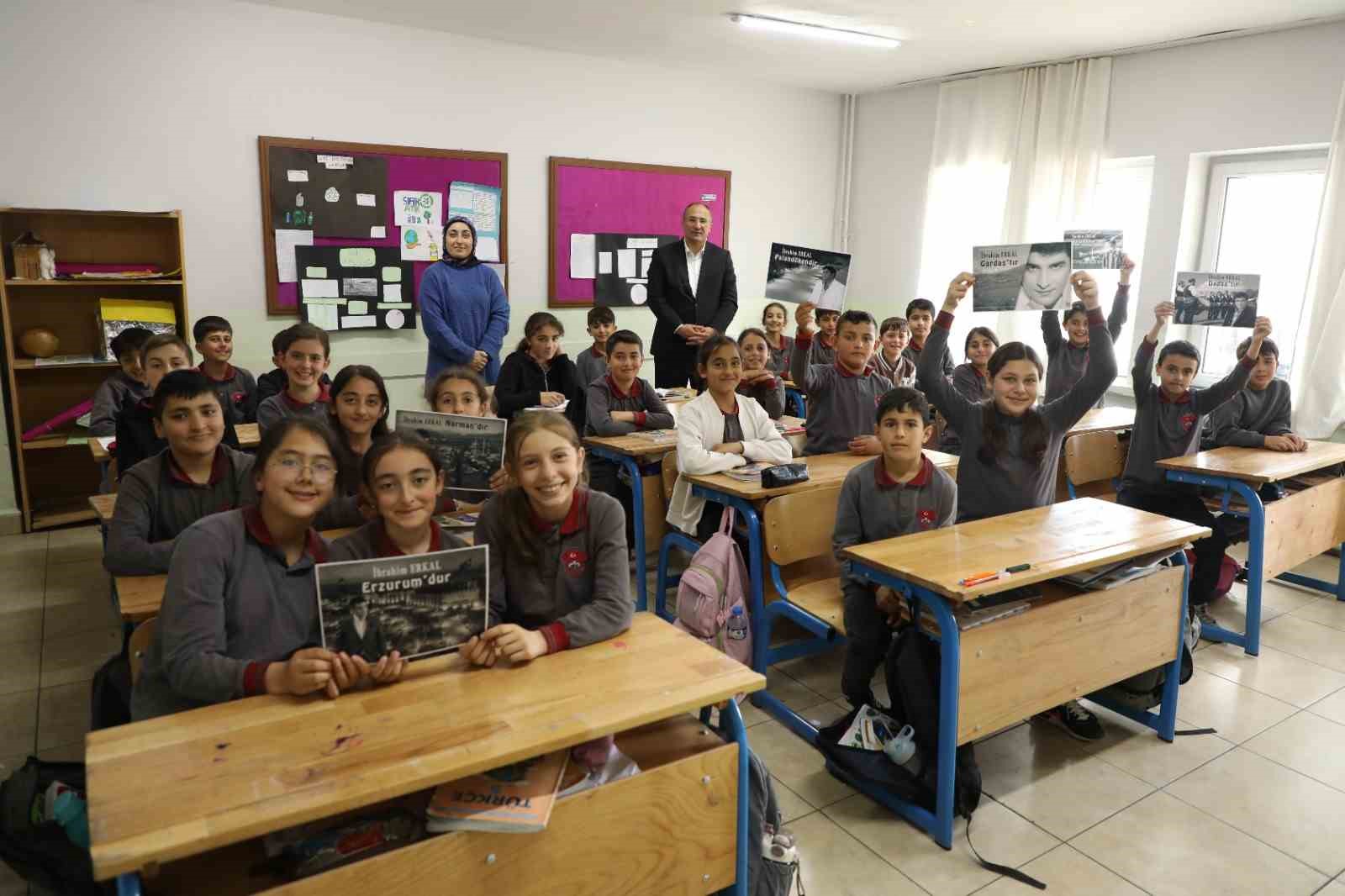 Memleketi Narman’dan İbrahim Erkal’a vefa