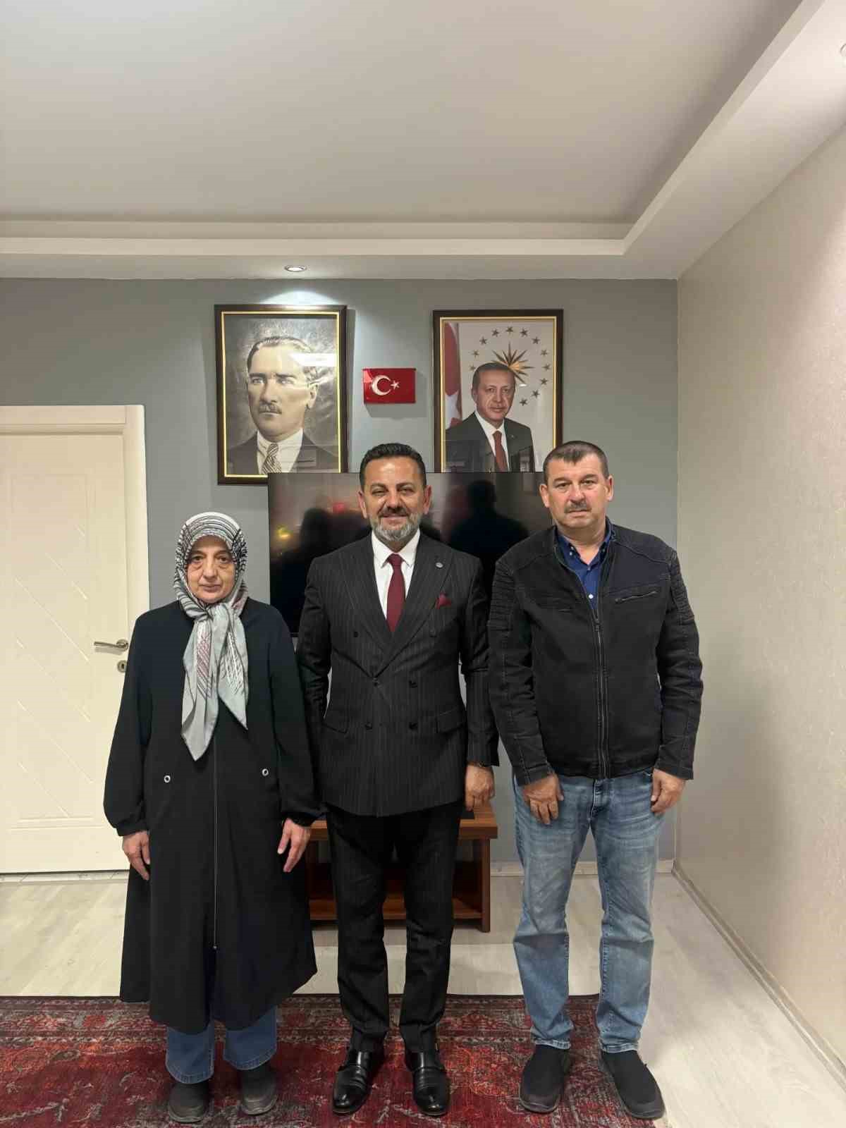 Şehit ailesinden anlamlı ziyaret

