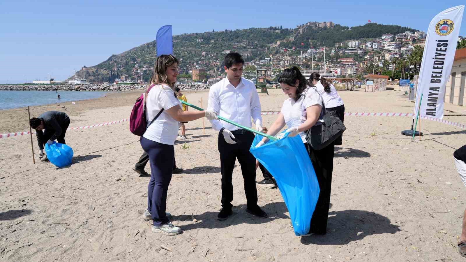 Alanya&rsquo;nın mavisi i&ccedil;in el ele verildi
