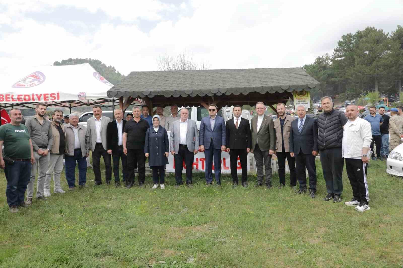 Emet Yenicek&ouml;y&rsquo;de geleneksel hıdrellez coşkusu
