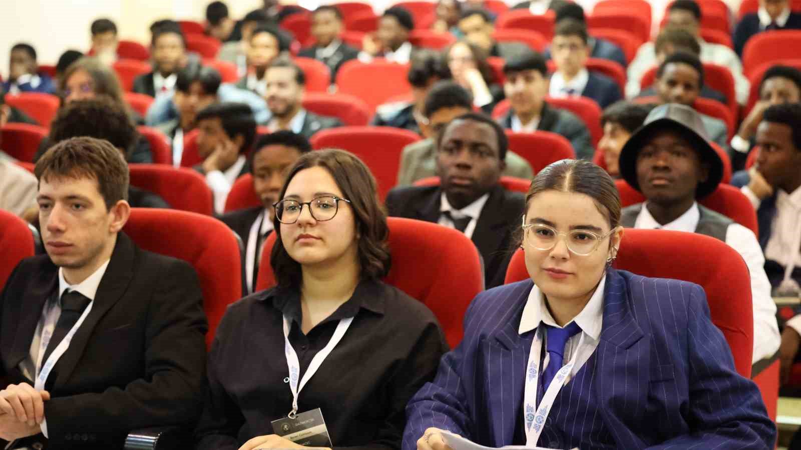 55 &uuml;lkeden 200 &ouml;ğrenci Gazımoıc 2026&rsquo;da bir araya geldi
