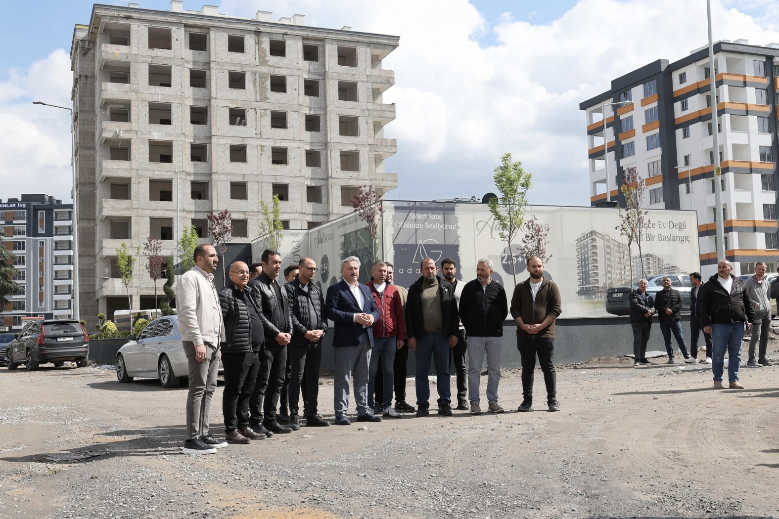 Kazım Karabekir Mahallesi 2. etap kentsel d&ouml;n&uuml;ş&uuml;m blokları tamamlanma aşamasında
