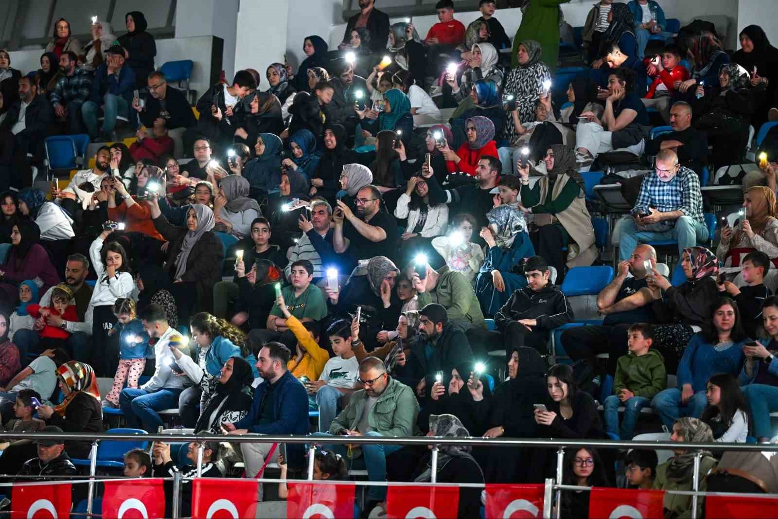 Ses sanatçısı Fadıl Aydın Malatyalılarla buluştu