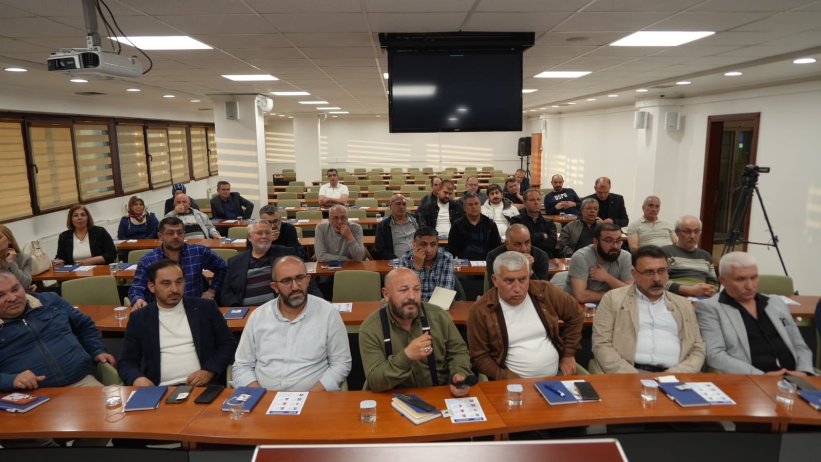 KTO Başkanı &Ouml;zt&uuml;rk: "Fiyat istikrarının sağlanması, &uuml;r&uuml;n arzının kesintisiz s&uuml;rmesi &ouml;nem taşıyor"
