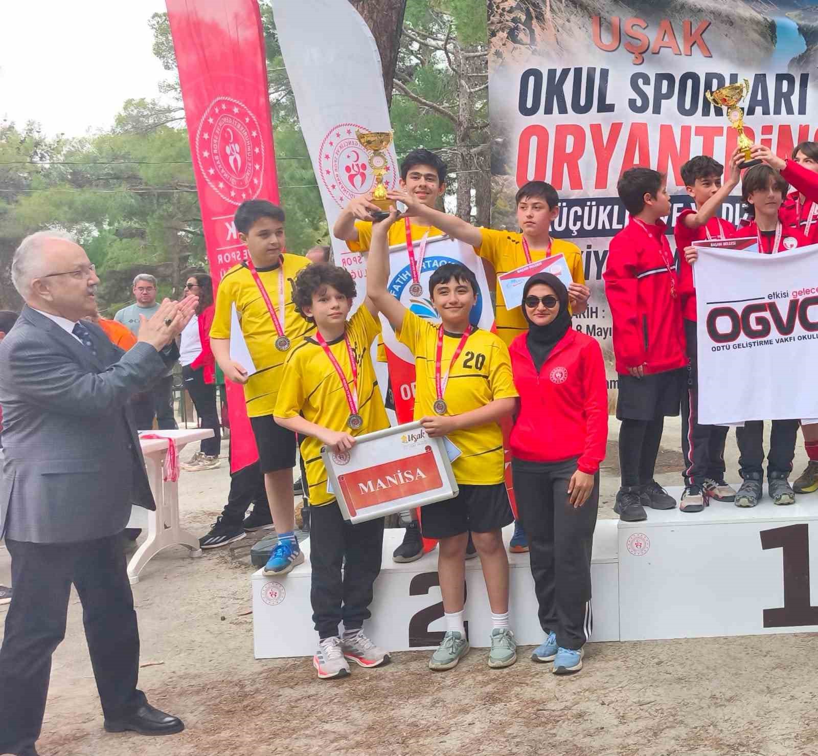 Oryantiring T&uuml;rkiye ikinciliği Manisa&rsquo;ya geldi
