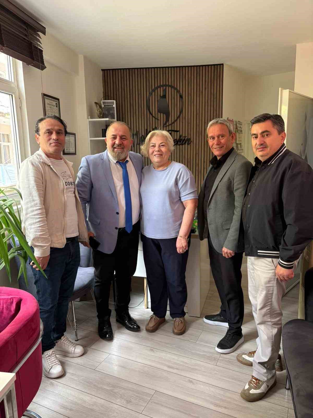 Berberler ve Kuaf&ouml;rler G&uuml;n&uuml;&rsquo;nde anlamlı ziyaret
