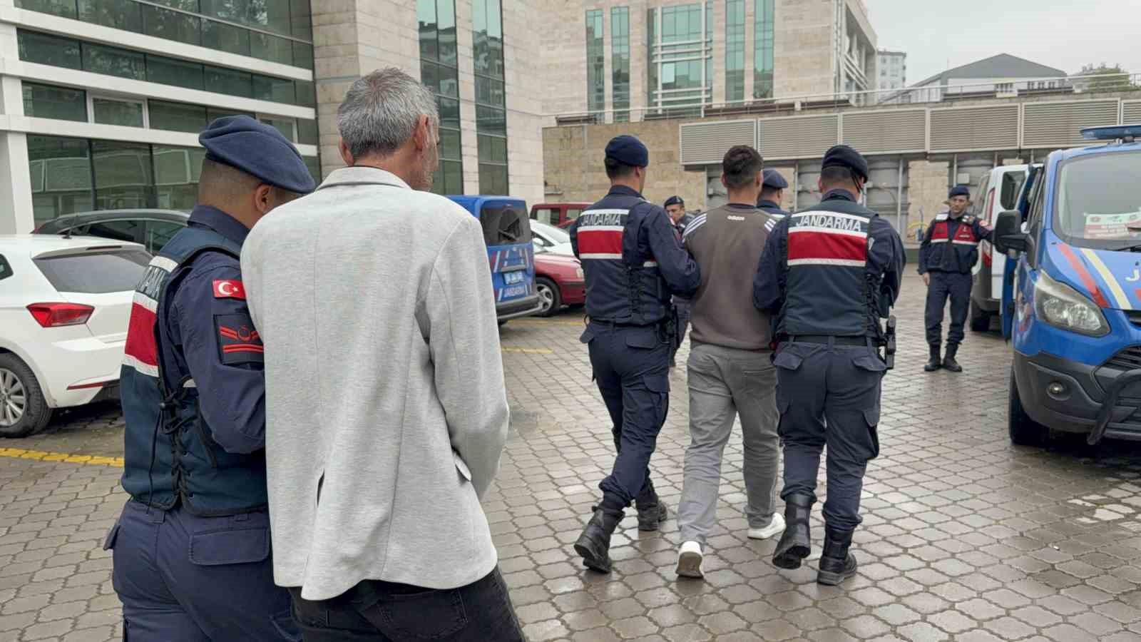 Jandarmanın uyuşturucu operasyonunda 2 tutuklama
