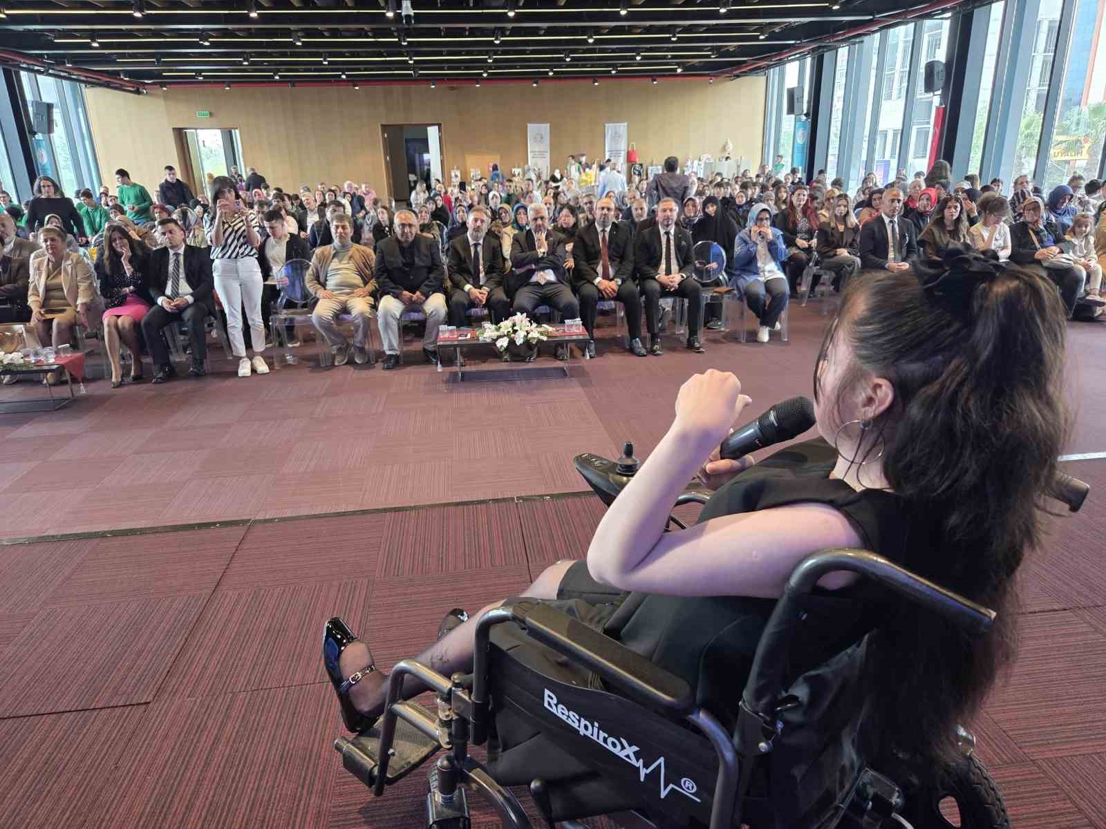 Samsun&rsquo;da &rsquo;&ouml;zel &ouml;ğrenciler&rsquo; etkin ve g&ouml;r&uuml;n&uuml;r bireyler olduklarını g&ouml;sterdiler
