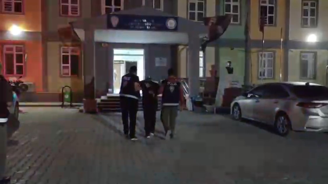 Antakya’da dolandırıcılık suçundan aranan şahıs yakalandı