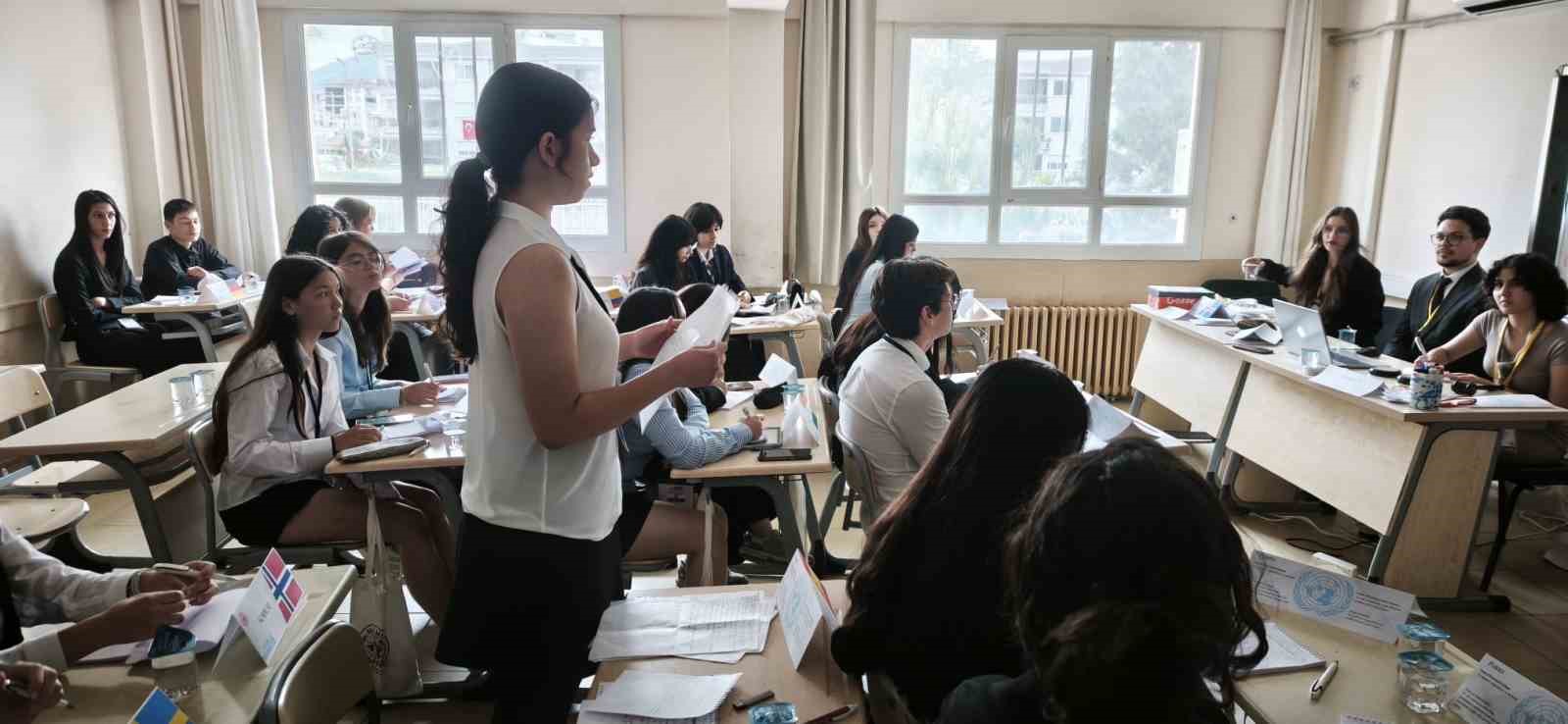 Nazilli Anadolu Lisesi’nden öğrencilerine uluslararası deneyim
