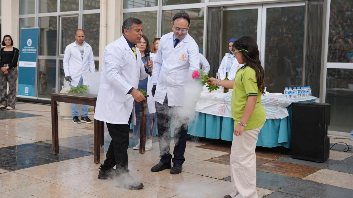 İn&ouml;n&uuml; &Uuml;niversitesi&rsquo;nde "Bilim, Sanat ve K&uuml;lt&uuml;r Şenliği" heyecanı
