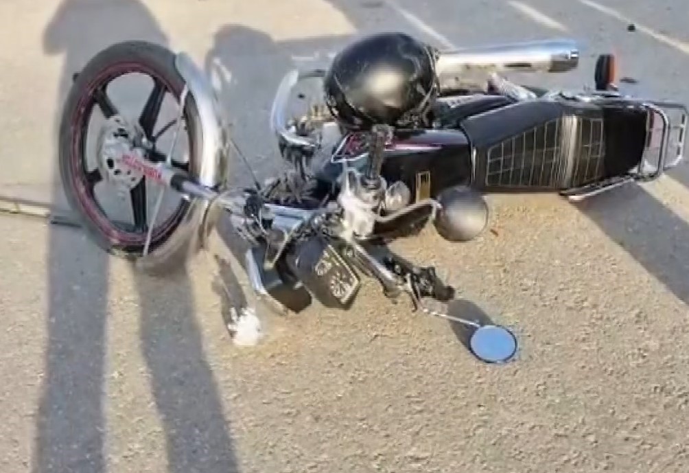 Gaziantep&rsquo;te otomobil ile &ccedil;arpışan motosikletin s&uuml;r&uuml;c&uuml;s&uuml; yaralandı
