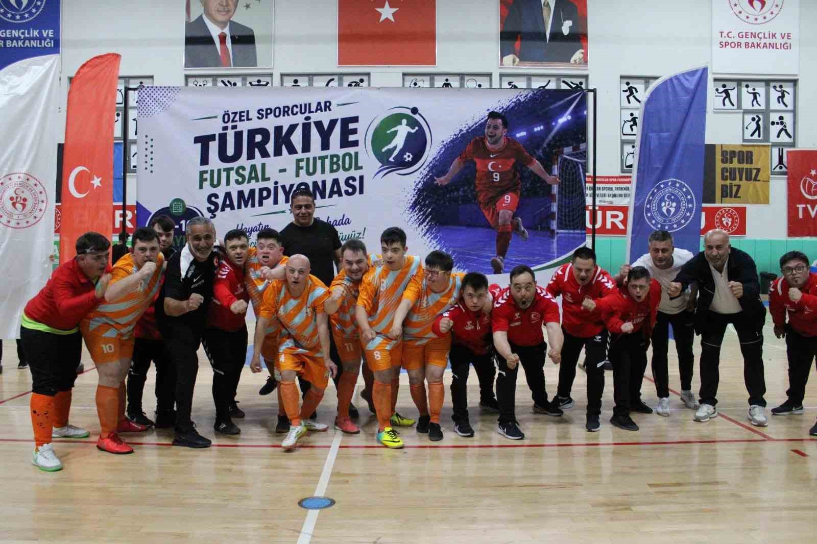 Başkan &Ccedil;olakbayrakdar: "Kocasinan&rsquo;ın altın &ccedil;ocuklarıyla gurur duyuyoruz"

