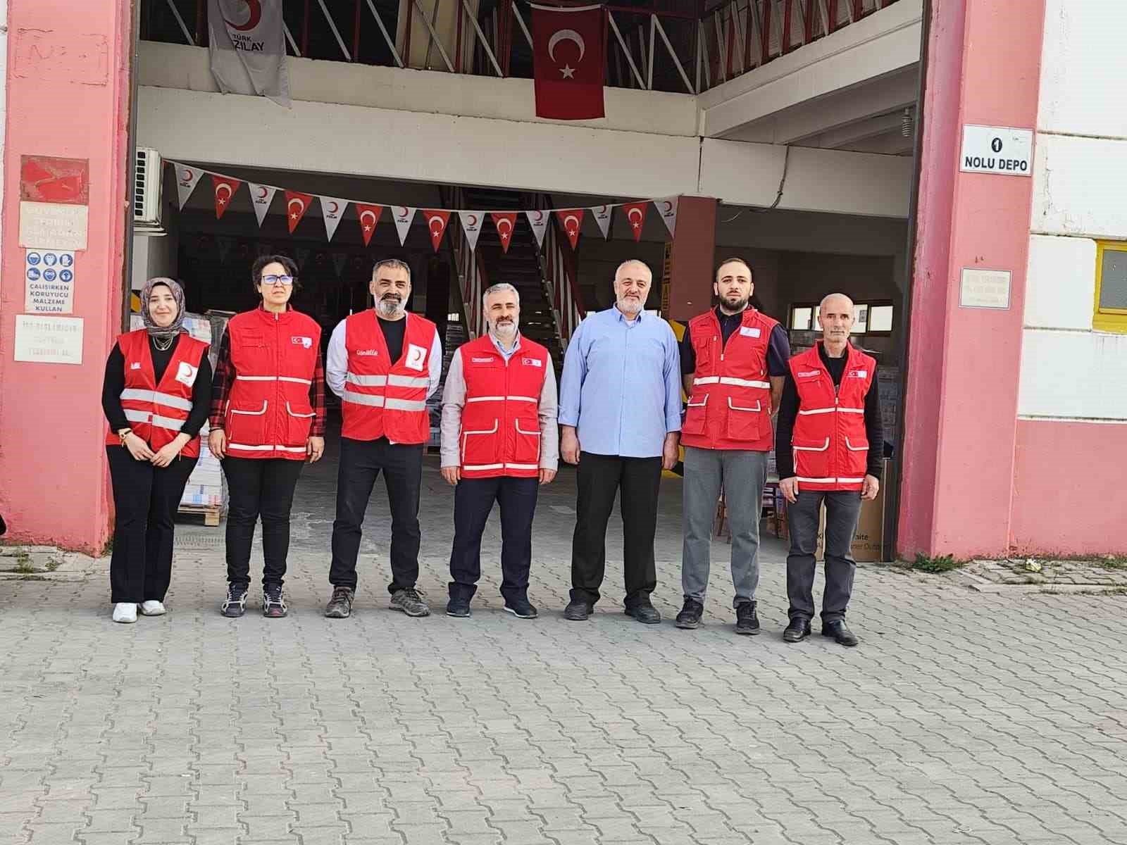 NEVADER&rsquo;den doğu illerindeki &ouml;ğrencilere kaynak kitap desteği
