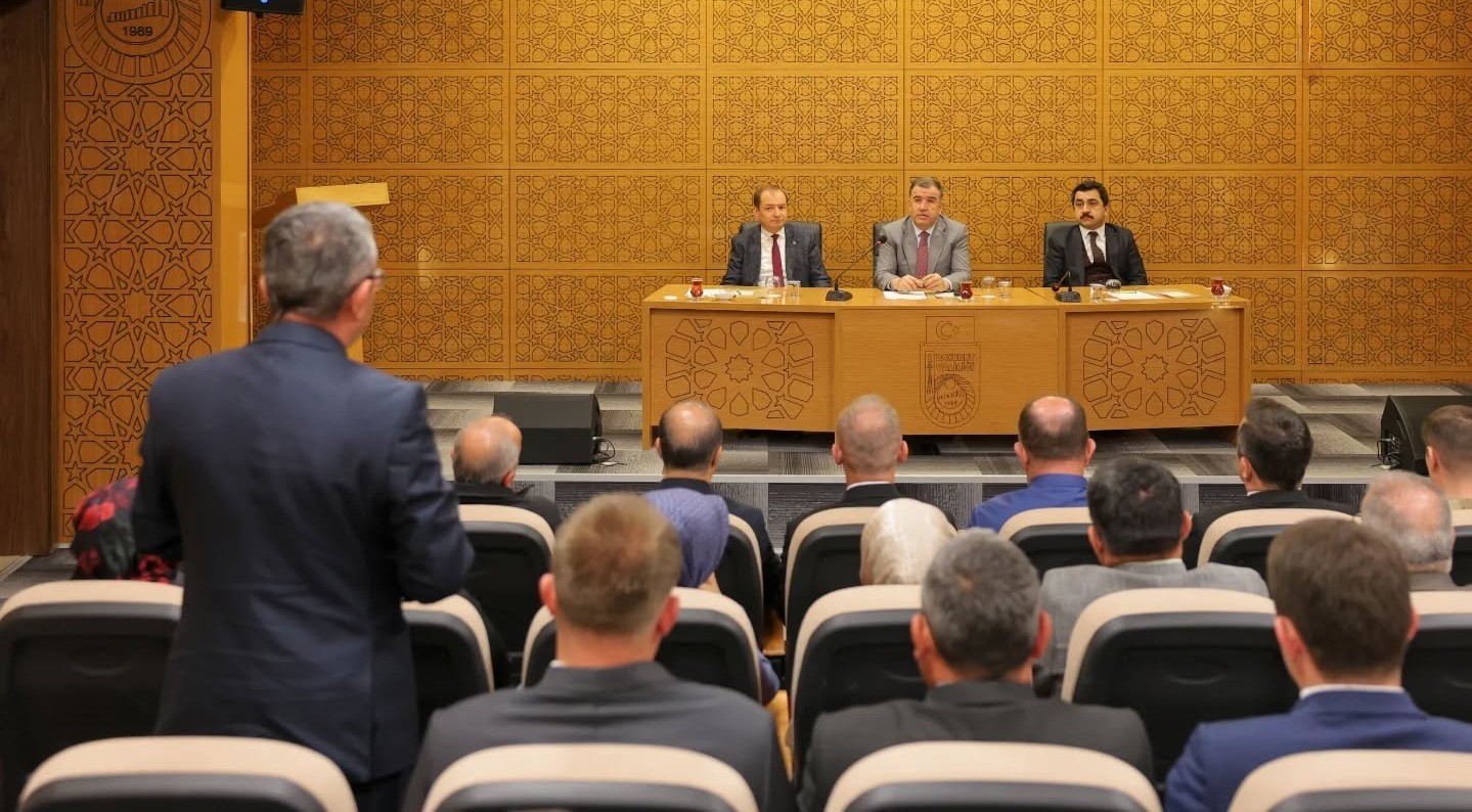 Bayburt’ta kamu hizmetleri ve yatırımlar masaya yatırıldı