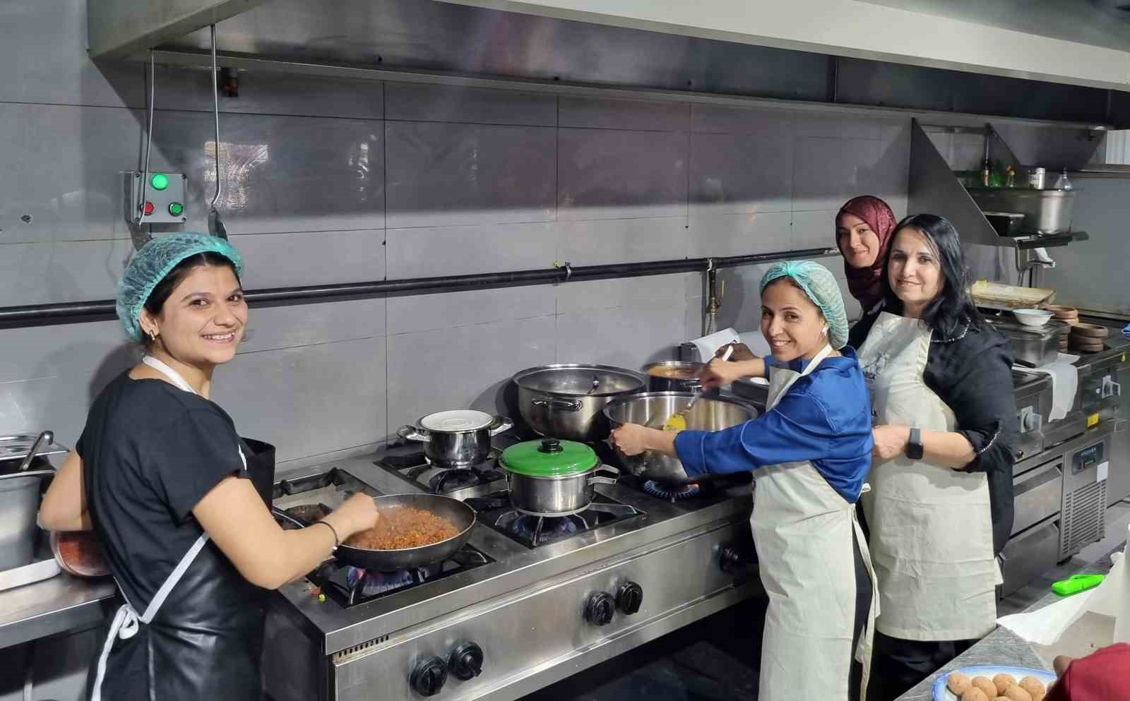 Adıyaman, Ulusal Glutensiz Yemek Yarışması&rsquo;nda birinci oldu
