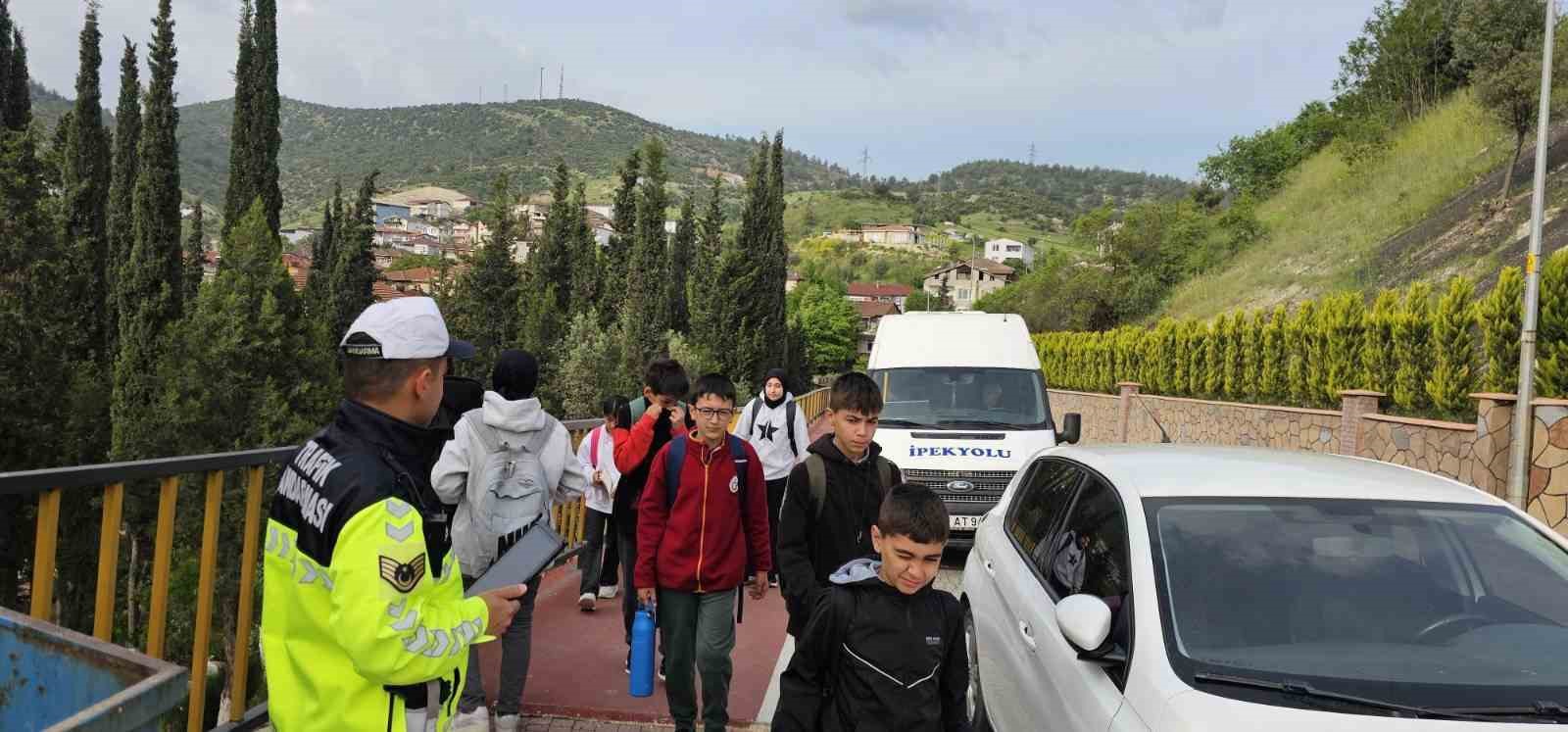 Bilecik&rsquo;te okul servis ara&ccedil;ları denetlendi
